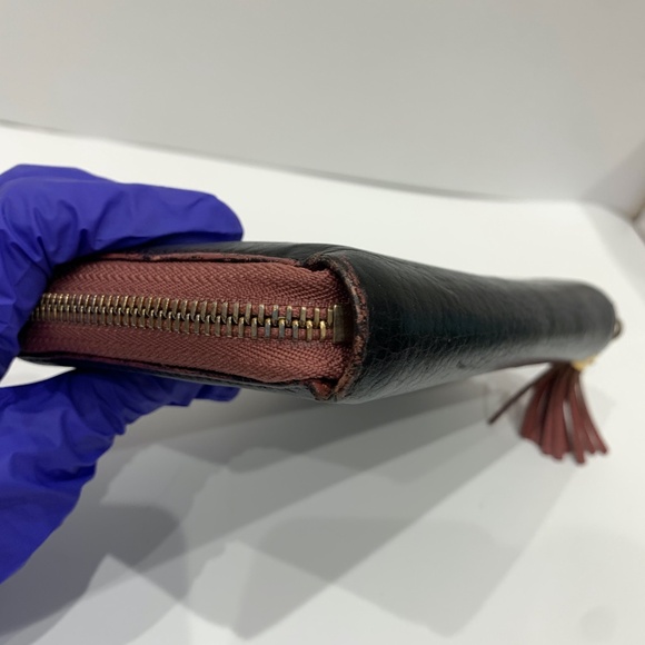 Gucci Black Soho Double G Zip Around Wallet Sku#85559 (Gently used,zip not work) - Picture 6 of 13